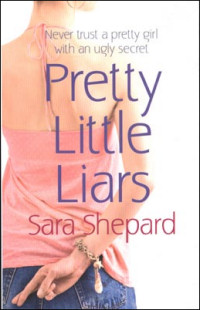 Copertina del primo volume di Pretty Little Liars